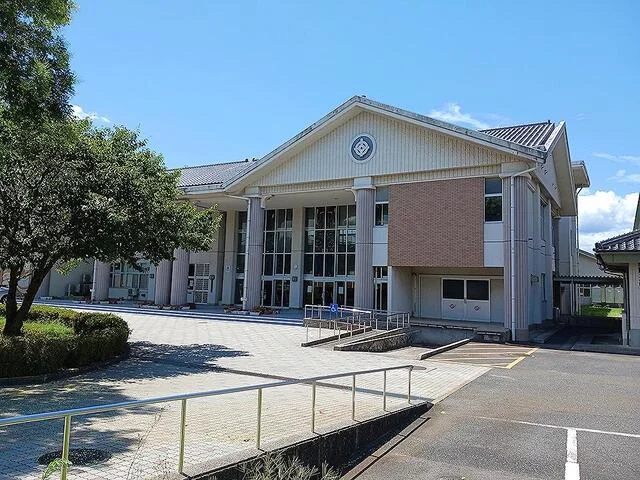 倉吉市立河北小学校まで1100m