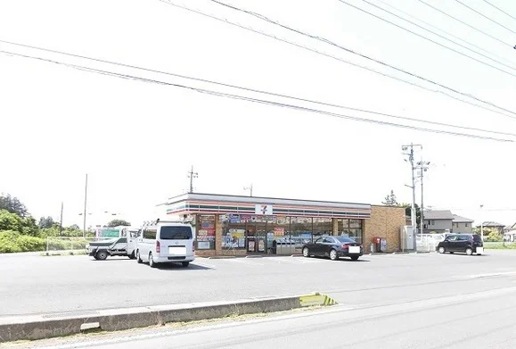 セブンイレブン美野里羽刈店まで1300m