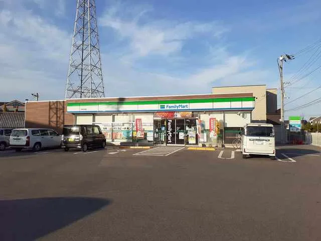 ファミリーマート新居浜郷店様まで750m