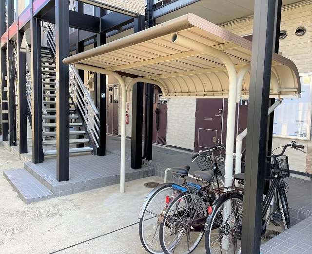 屋根付き駐輪場