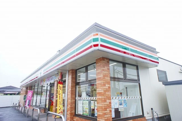 セブン-イレブン いわき江栗店まで120m
