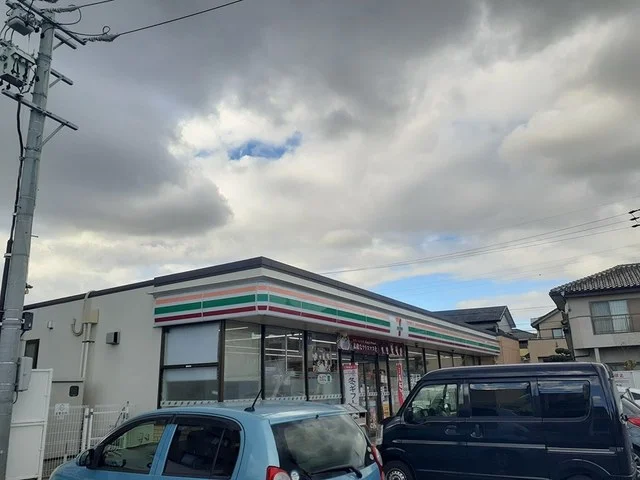 セブンイレブンまで400m