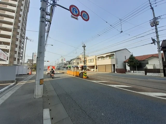 旭町三丁目駅まで1100m