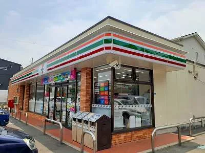 セブンイレブンまで800m