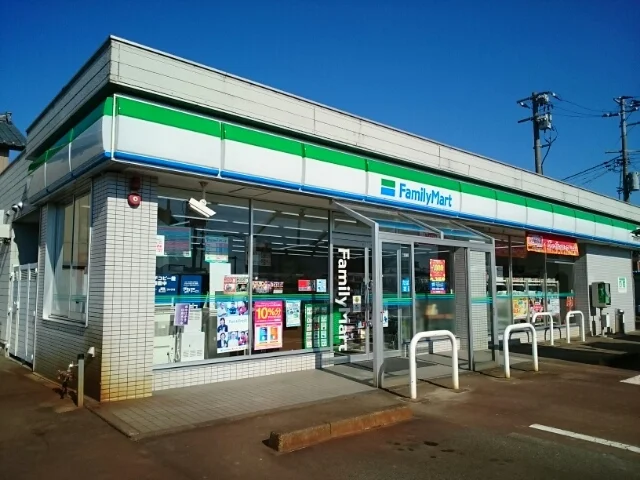 ファミリーマート巻町桔梗が丘店まで300m