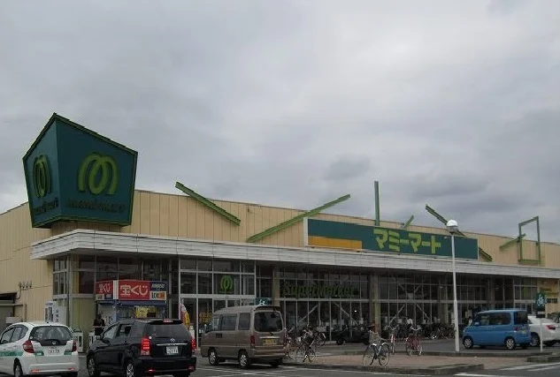 マミ－マ－トまで188m