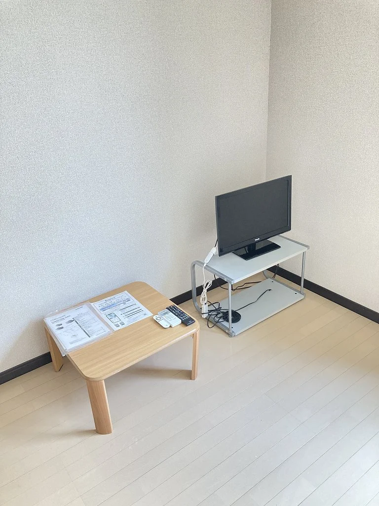 テーブル、テレビ、テレビ台