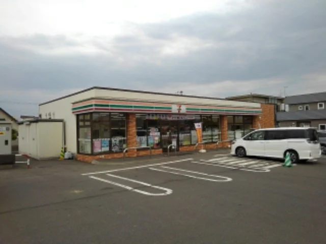 セブンイレブンまで1100m