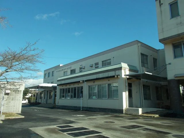 信楽中央病院まで734m