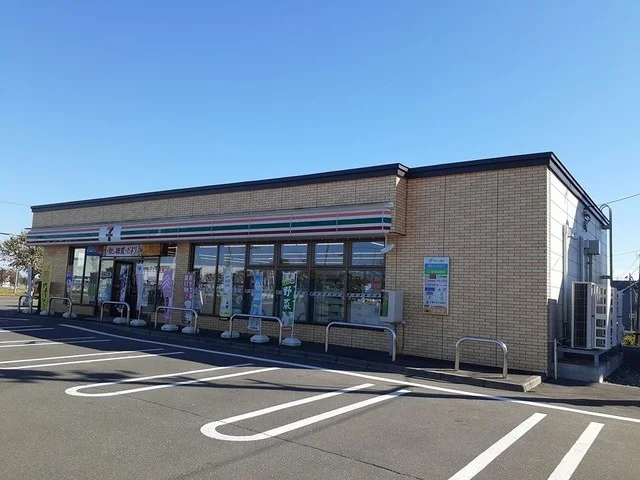 セブンイレブン宮前町店まで550m