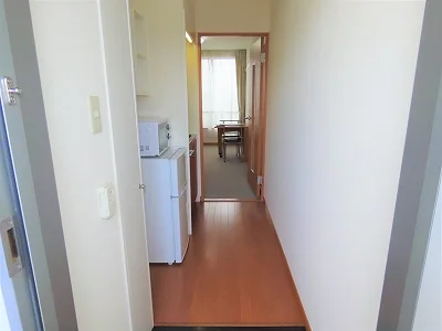 玄関からのアングルです