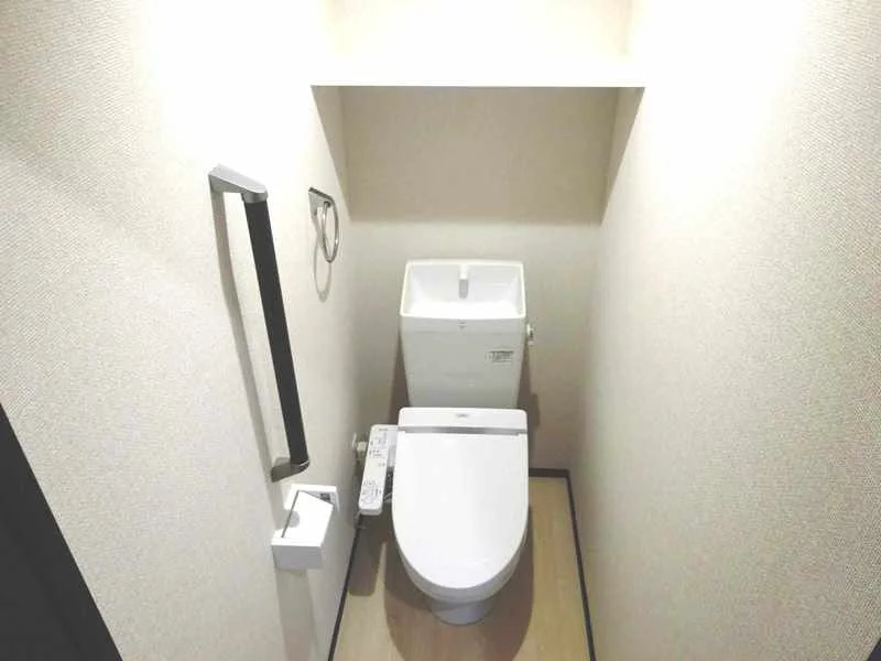 ウォシュレット機能付♪