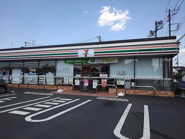 セブンイレブン蒲生寿町店まで800m
