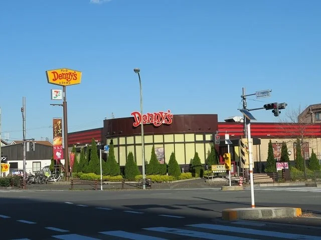 デニーズまで400m