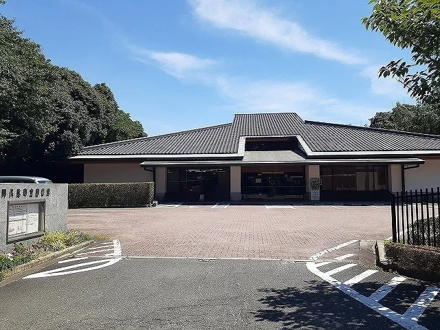 阿久比町立図書館まで50m