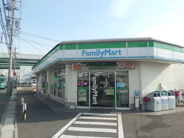 ファミリーマート大高折戸店まで850m