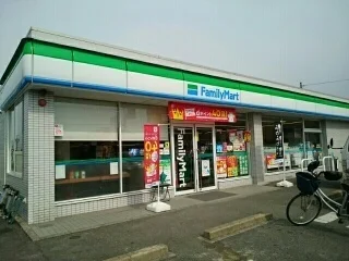 ファミリーマート　津島唐臼店まで600m