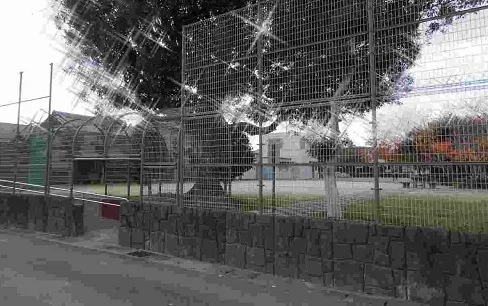 児童公園まで1500m