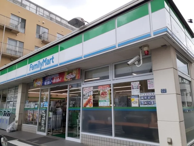 ファミリーマート長岡京久貝店まで800m