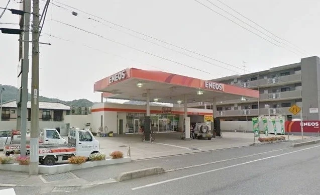 ガソリンスタンドまで750m