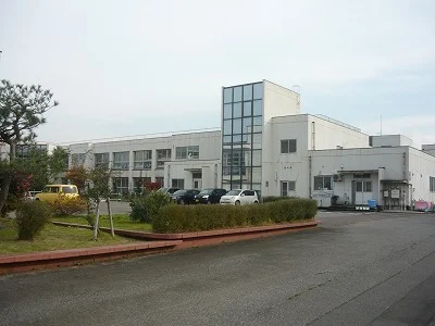 糸魚川東小学校まで550m