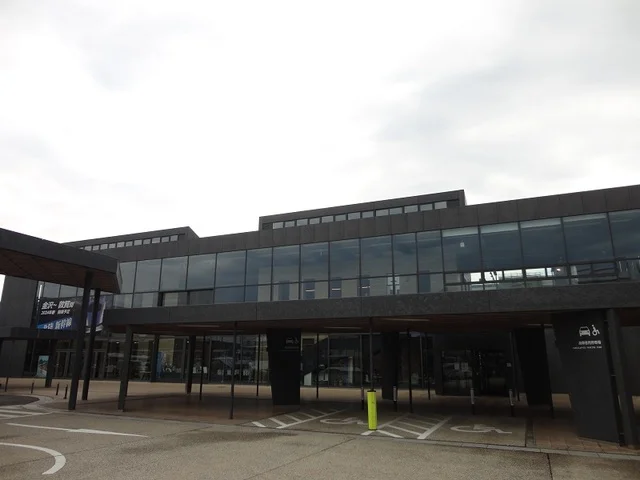 敦賀駅まで1800m