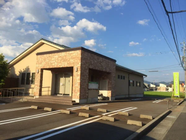 こうの内科耳鼻咽喉科まで1000m