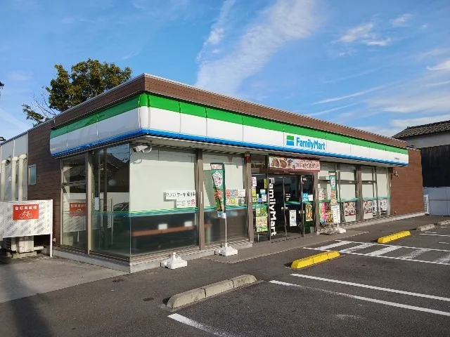 ファミリーマート今治郷本町店まで350m