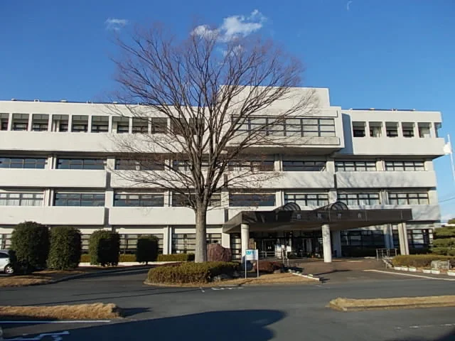 吉見町役場まで2040m