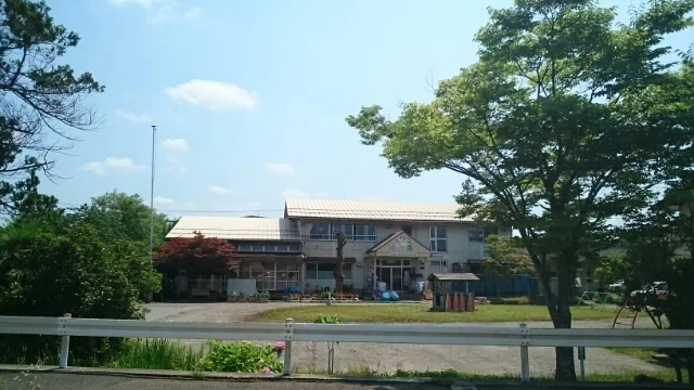 新津東保育園まで2500m