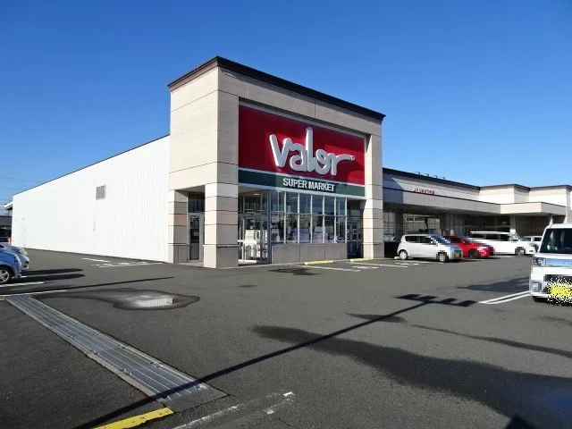 バロー　静波店まで1600m