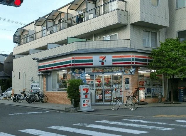 セブンイレブンまで150m
