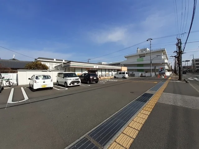 セブン-イレブン 高知若草町店まで950m