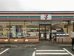 セブンイレブン日の出店まで650m