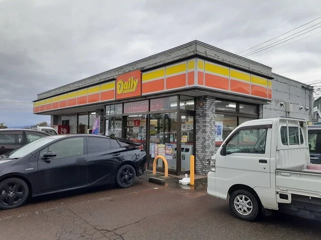 デイリーヤマザキ下越黒川店まで1552m
