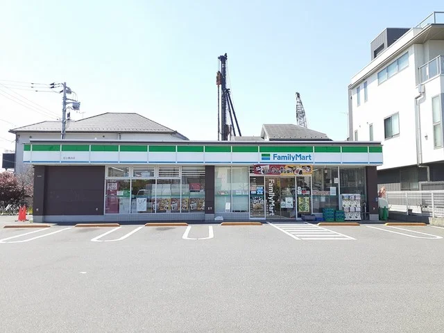 ファミリーマート足立鹿浜店まで220m
