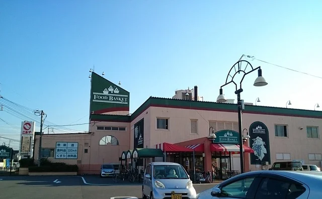 ニシナ西阿知店まで900m