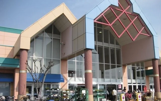 マルナカ 中島店まで300m