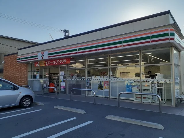 セブンイレブン因島田熊店まで650m