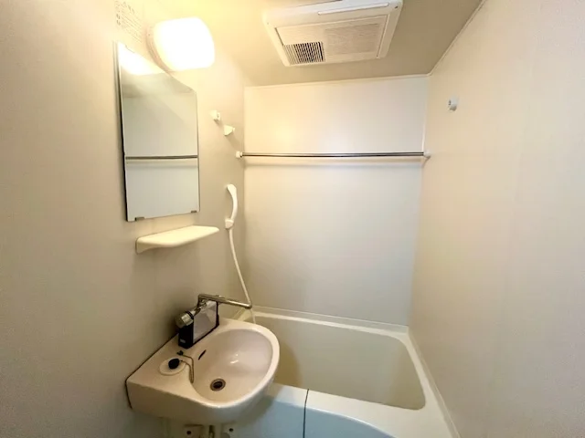 設備・仕様は号室により異なる為、現状を優先いたします。