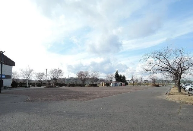 新井田公園まで750m