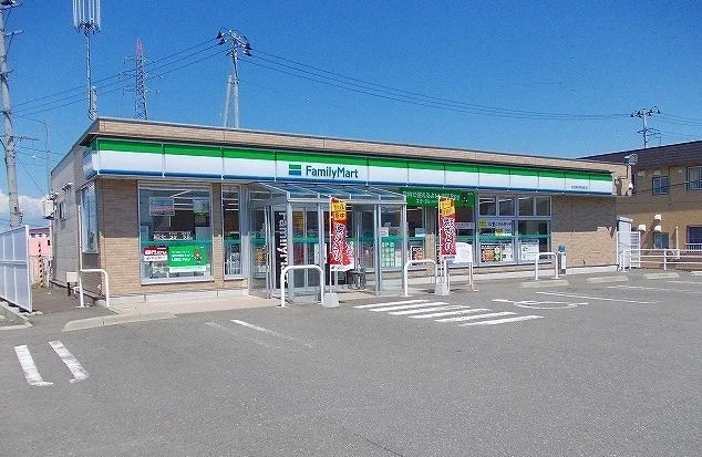 ファミリーマート秋田能代明治町まで700m