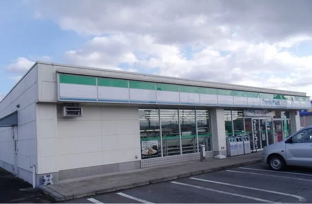 ファミリーマート花巻高木北店まで850m