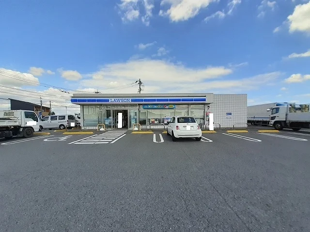 ローソン 境町美原店まで160m