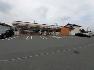 セブンイレブン太田市高林東町店まで600m