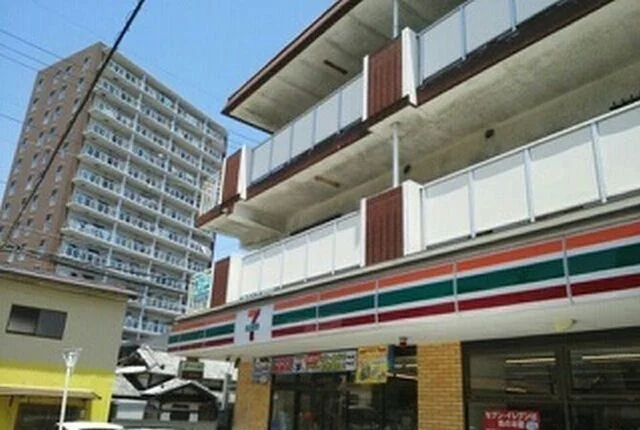 セブンイレブン三島壱町田店まで800m