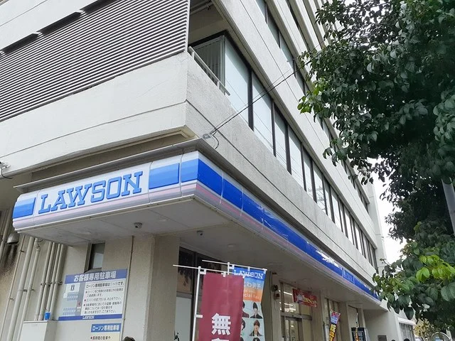 ローソン那覇崇元寺通店まで265m