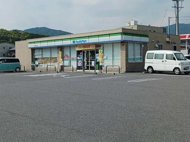 ファミリーマート蒲郡竹谷店まで348m