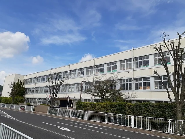 東近江市立八日市北小学校まで400m