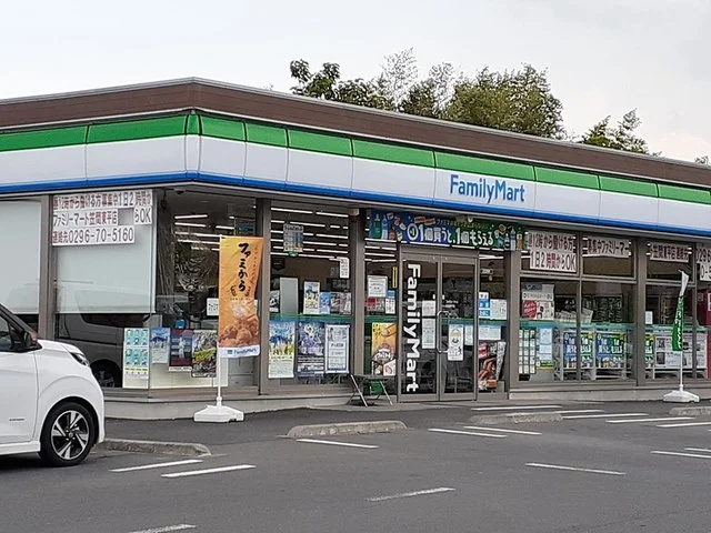 ファミリーマート笠間東平店まで467m